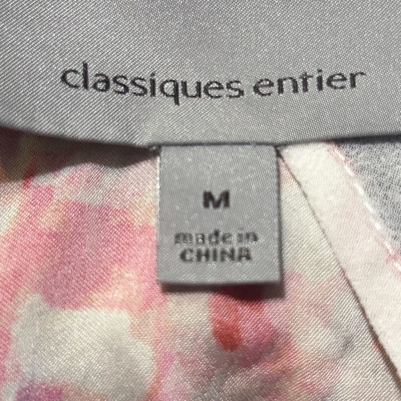 Classiques Entier Red & White Geometric Blouse |
New No Tags - Picture 8 of 8